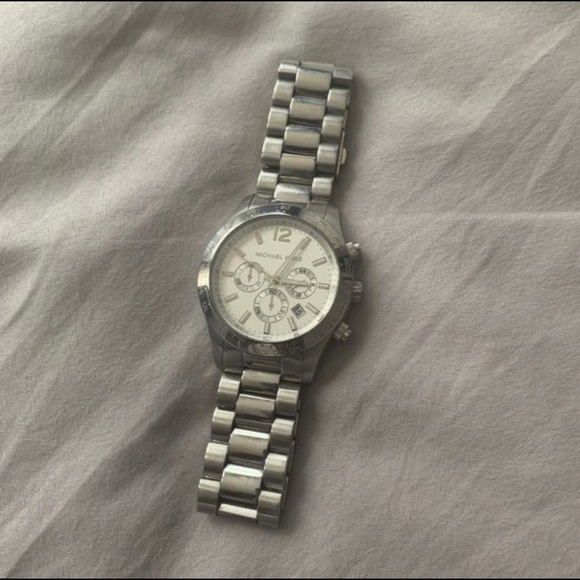 Used Michael Kors Watch - Picture 1 of 3